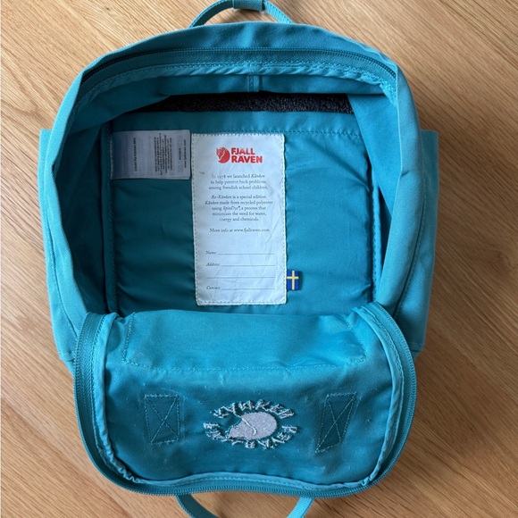 Fjallraven Kanken Mini Backpack - Picture 3 of 4